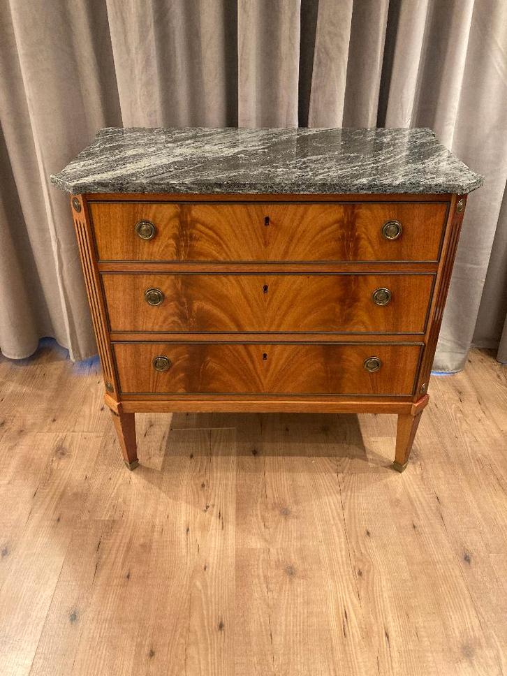 Zweedse Mahoniehouten ladenkast, Huis en Inrichting, Kasten | Ladekasten, Gebruikt, Minder dan 100 cm, 50 tot 100 cm, 25 tot 50 cm