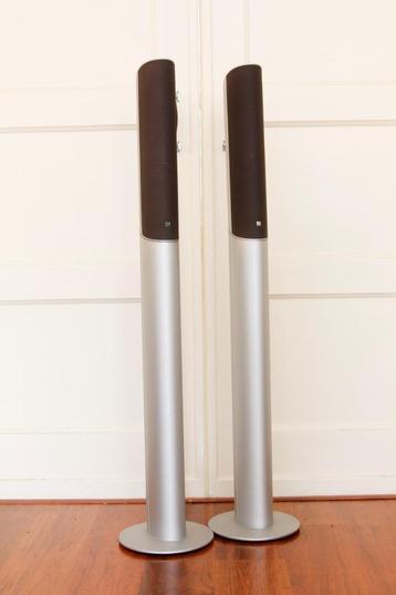 KEF HTS5001 speakers + stands beschikbaar voor biedingen