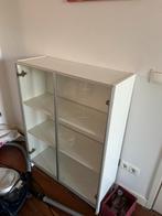 Kast met glazen deuren, Huis en Inrichting, Kasten | Vitrinekasten, Met deur(en), 100 tot 150 cm, Zo goed als nieuw, 25 tot 50 cm