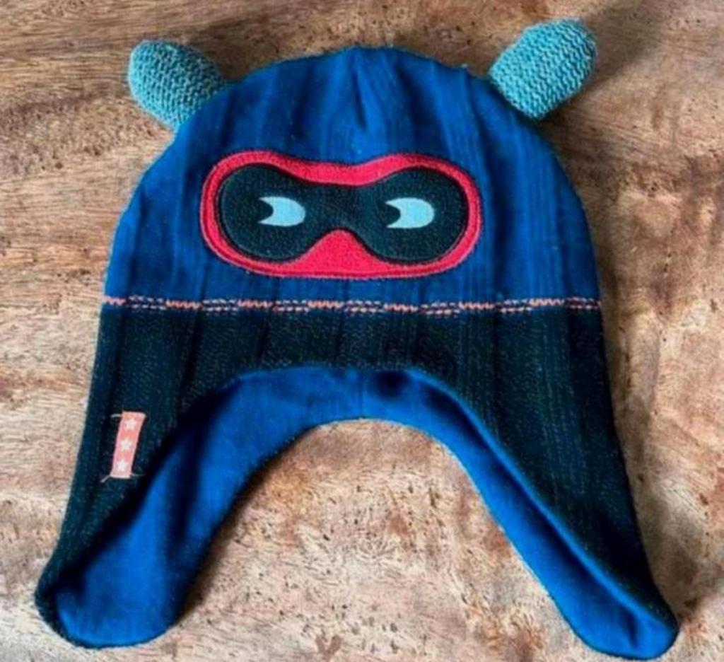 Muts + rode Spiderman sjaal mt 122-134, Ophalen of Verzenden, Zo goed als nieuw, Muts, Jongen