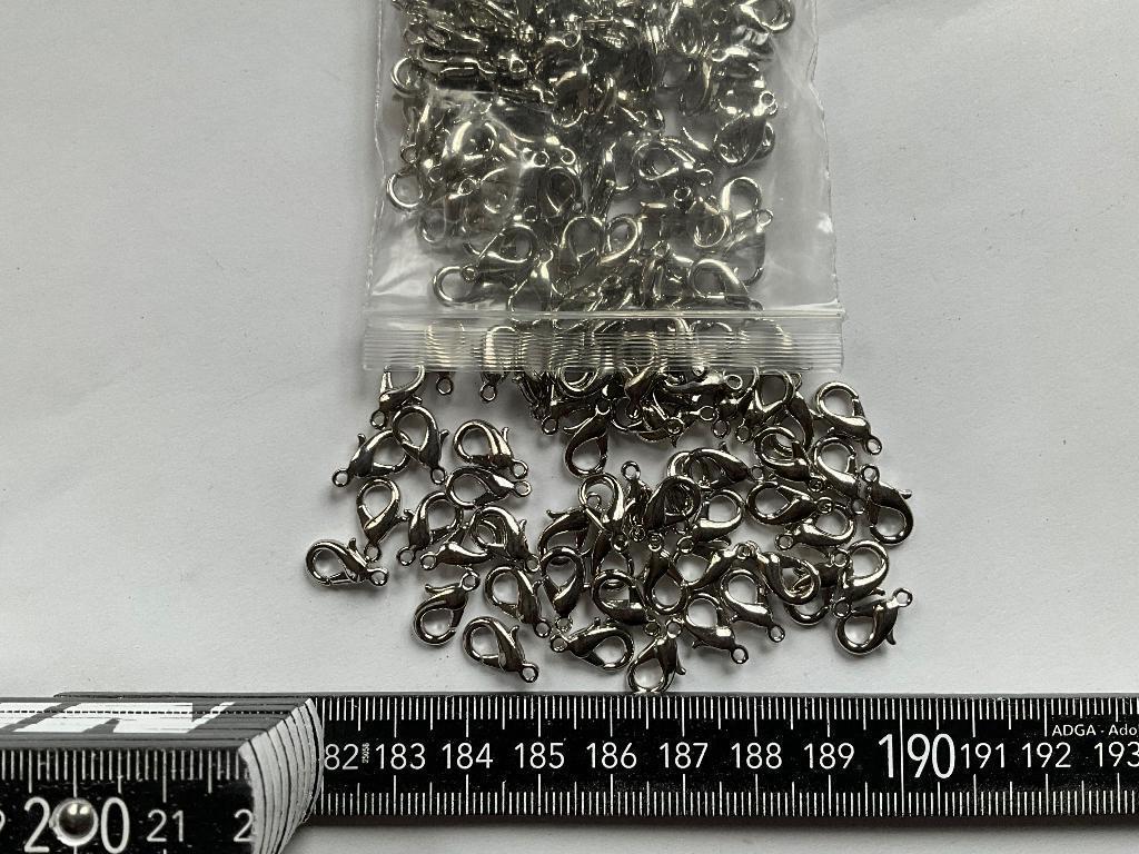 Haakjes /karabijn sluitinkjes voor kettingen/armbanden, Haakjes /karabijn sluitinkjes voor kettingen/armbanden zilver kleurig