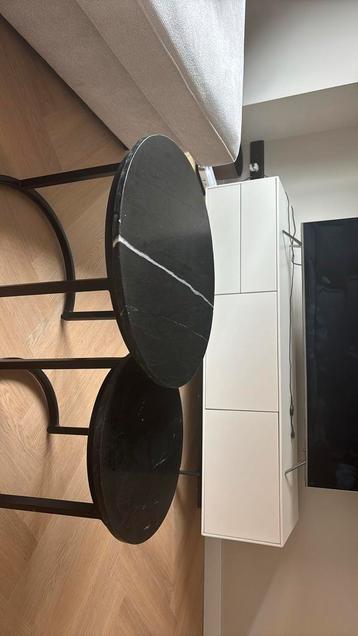 Salontafel en tv meubel beschikbaar voor biedingen