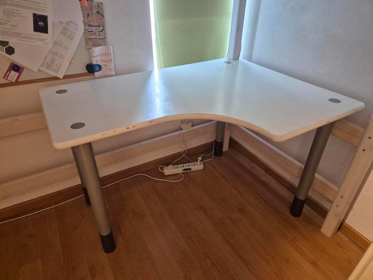 Flexa bureau in whitewash, Huis en Inrichting, Bureaus, Gebruikt, Ophalen