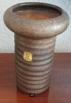 Vintage Vest keramiek Gouda mooie puntgave vaas ca 18cm hoog, Antiek en Kunst, Ophalen of Verzenden