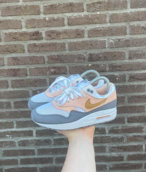 Nike Air Max 1 Crimson Tint, Kleding | Dames, Schoenen, Nieuw, Sneakers of Gympen, Overige kleuren, Ophalen of Verzenden