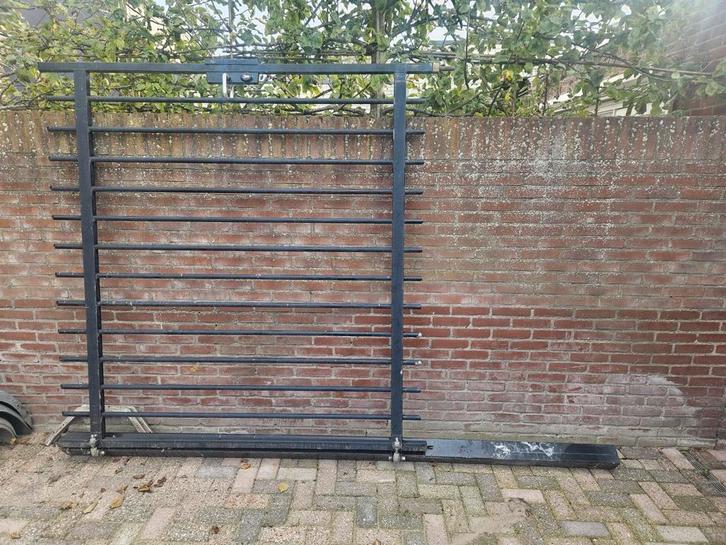 Heras poortdelen 2 meter hoog, Tuin en Terras, Tuinpoorten, Gebruikt, Draaipoort, IJzer, 150 tot 200 cm, 150 tot 200 cm, Ophalen