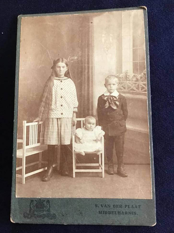 Kabinetfoto, Kinderen, S. van der Plaat, Middelharnis, Verzamelen, Foto's en Prenten, Gebruikt, Foto, Voor 1940, Ophalen of Verzenden