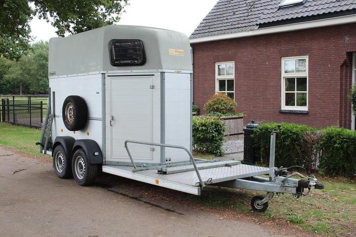 Tweepaards aluminium Böckmann Champion mentrailer, Dieren en Toebehoren, Paarden en Pony's | Trailers en Aanhangwagens, Gebruikt