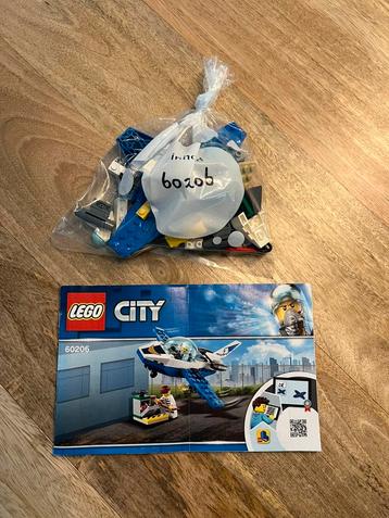 Lego 60206 Luchtpolitie vliegtuigpatrouille beschikbaar voor biedingen