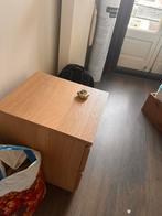 Ikea small wardrobe/nightstand, Huis en Inrichting, Woonaccessoires | Zuilen en Pilaren, Ophalen, Zo goed als nieuw