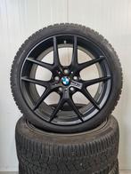 18' BMW 1 2 Serie Styling 554M Mat Zwart met winterbanden, Auto-onderdelen, Ophalen, 18 inch, Banden en Velgen, Winterbanden