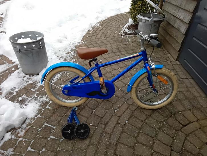 16 inch jongensfiets Amigo nette fiets+zijwieltjes., Fietsen en Brommers, Fietsen | Kinderfietsjes, Zo goed als nieuw, 16 tot 20 inch