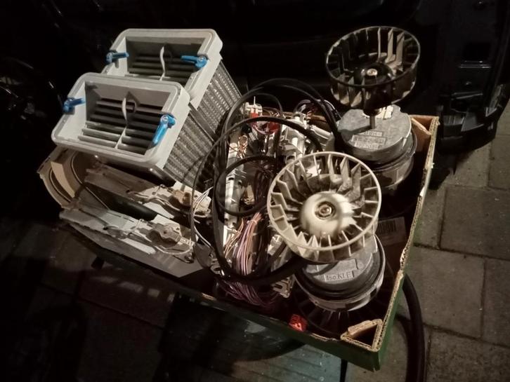 Onderdelen condensdroger Siemens Siwatherm TXL2100, 
Bosch, Witgoed en Apparatuur, Overige Witgoed en Apparatuur, Gebruikt, Ophalen of Verzenden