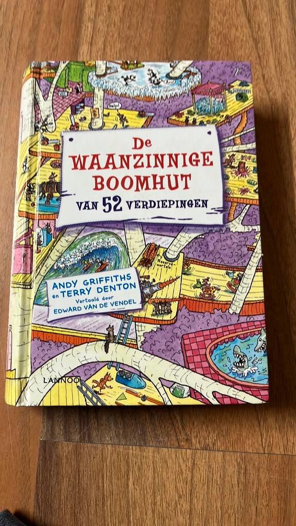 Andy Griffiths - De waanzinnige boomhut van 52 verdiepingen, Boeken, Kinderboeken | Jeugd | onder 10 jaar, Zo goed als nieuw, Ophalen of Verzenden