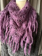 Gehaakte driehoek sjaal met ajour motief, Ophalen of Verzenden, Zo goed als nieuw, Sjaal