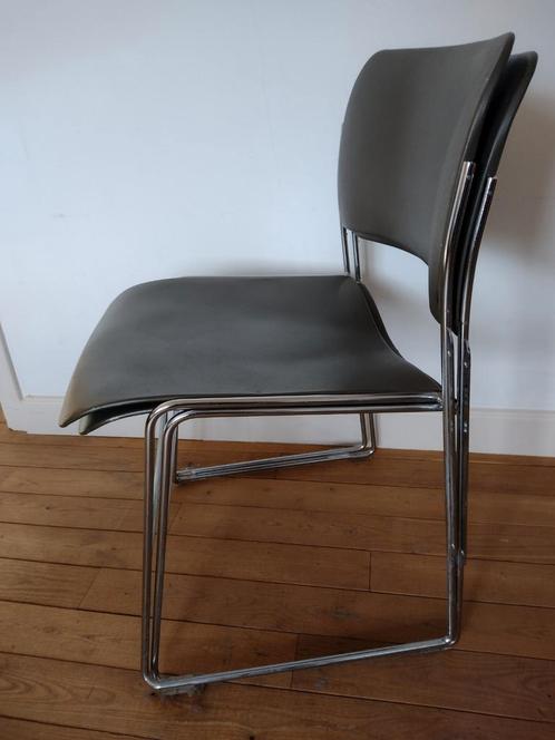 David Rowland 40/4 stapelbare stoelen, Huis en Inrichting, Stoelen, Gebruikt, Vijf, Zes of meer stoelen, Metaal, Overige kleuren