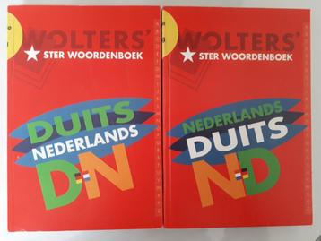 Duits Nederlands woordenboek en Nederlands Duits beschikbaar voor biedingen