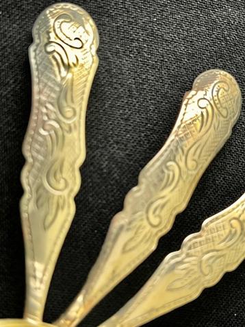 Zes verzilverde theelepeltjes art deco model beschikbaar voor biedingen