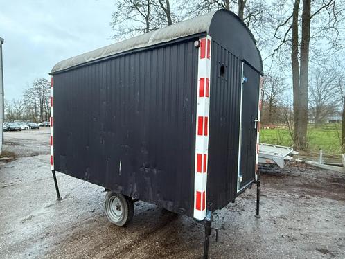 Metalen schaftwagen schaftkeet bouwkeet pipowagen (vervoer m, Zakelijke goederen, Machines en Bouw | Keten en Containers, Ophalen of Verzenden