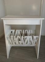 Bijzettafel met krantenbak, Minder dan 55 cm, Zo goed als nieuw, Hout, Ophalen
