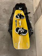 kitebag + beginners board, Watersport en Boten, Windsurfen, Ophalen, Met draagtas, Minder dan 250 cm, Overige typen