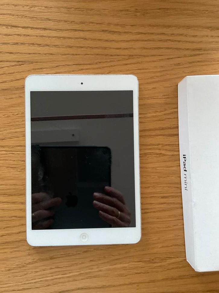 Apple iPad Mini 16GB - Wit - MD531NF/A, Computers en Software, Apple iPads, Gebruikt, Apple iPad Mini, Wi-Fi, 8 inch, 16 GB, Wit