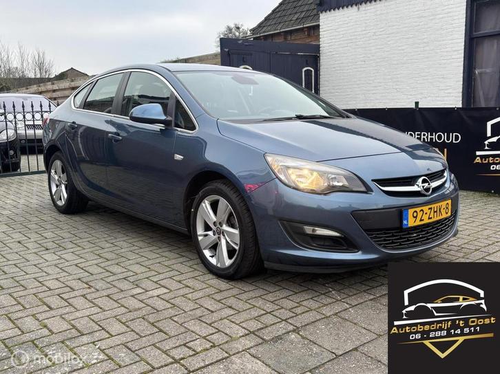 Opel Astra 1.4 Turbo Edition | AIRCO | CRUISE |, Auto's, Opel, Bedrijf, Te koop, Astra, ABS, Airbags, Airconditioning, Alarm, Boordcomputer