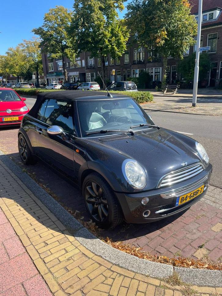 Mini 1.6 16V Cooper Cabrio 2005 Zwart, Auto's, Mini, Particulier, Cabrio, ABS, Airbags, Airconditioning, Alarm, Bluetooth, Centrale vergrendeling