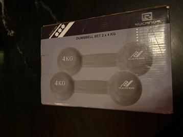 Dumbbells 4 kg per stuk beschikbaar voor biedingen