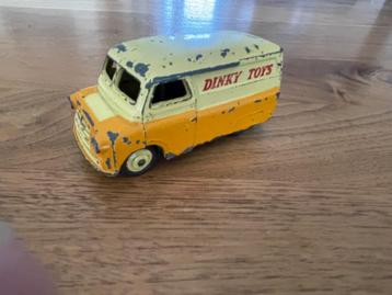 Dinky Toys Bedford 10CWT Van nr. 482. beschikbaar voor biedingen