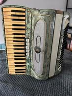 Accordeon Silvestrini,120 bas,4 korig, goed spelende staat, Muziek en Instrumenten, Accordeons, Overige merken, Gebruikt, 120-bas