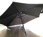 Te koop: mooie grote parasol, antraciet, doorsnede 280 cm, Kantelbaar, Stokparasol, Zo goed als nieuw, Ophalen