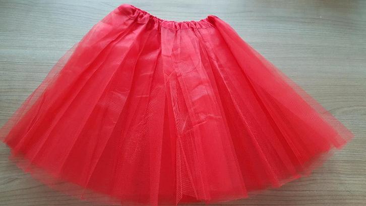 Nieuwe rode tutu/ petticoat/ tule/ onderrok, maat 34 tm 44, Kleding | Dames, Rokken, Nieuw, Rood, Boven de knie, Ophalen of Verzenden