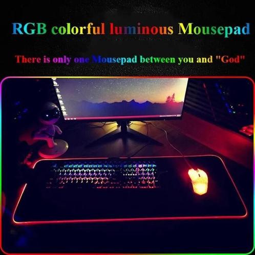 Lichtgevende Muismat - Gaming, Computers en Software, Muismatten, Nieuw, Ophalen of Verzenden