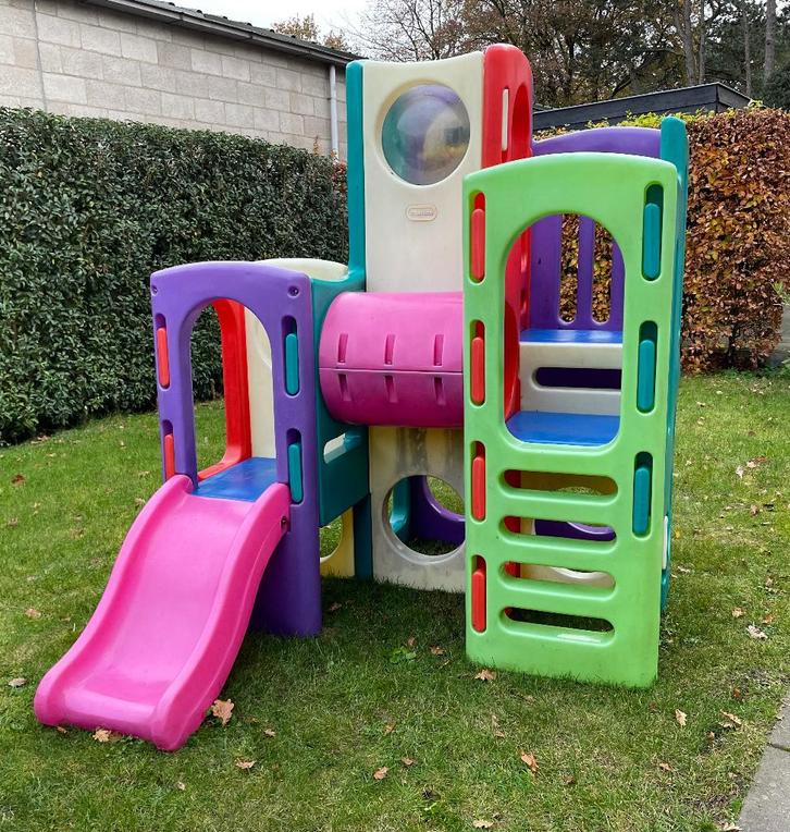 Little Tikes speeltuin met 2 glijbanen en tunnel, Kinderen en Baby's, Speelgoed | Buiten | Speeltoestellen, Gebruikt, Glijbaan