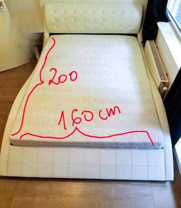 IK GEEF JE EEN SLAAPKAMER!