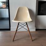 3 Originele Eames stoelen, Herman Miller, Huis en Inrichting, Stoelen, Ophalen, Gebruikt, Wit, Drie