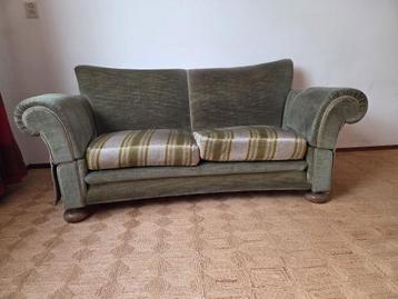 2-zits bank beschikbaar voor biedingen