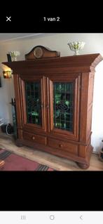Mooie massief eiken kast met glas in lood deuren, Ophalen