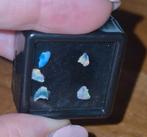 Ruwe opaal in doosje, Sieraden, Tassen en Uiterlijk, Edelstenen, Ophalen of Verzenden, Zo goed als nieuw