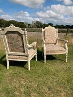 Twee Louis XVI stijl fauteuils, Antiek en Kunst, Antiek | Meubels | Stoelen en Banken, Ophalen