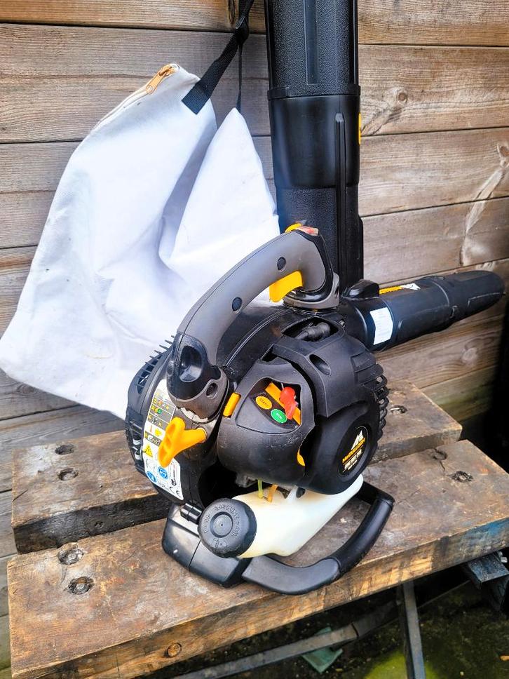McCulloch GBV345 (Blaast & Zuigt!) Nette Machine, Tuin en Terras, Bladblazers, Zo goed als nieuw, Handgedragen, Benzine, Met opvangzak