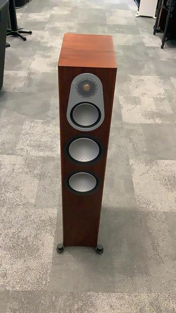 Monitor Audio Silver 300 6G Rosenut beschikbaar voor biedingen