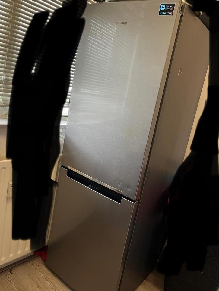 Samsung Koelkast met Vriesvak - Zo goed als nieuw!, Witgoed en Apparatuur, Koelkasten en IJskasten, Zo goed als nieuw, Met vriesvak