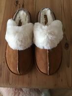 Pantoffels maat 40/41 Greyhound ( nieuw), Kleding | Dames, Schoenen, Ophalen of Verzenden, Nieuw, Pantoffels of Sloffen