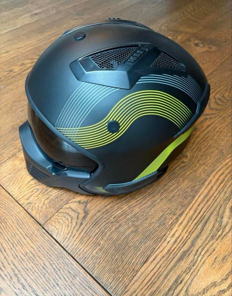 Nette bromfietshelm maat L - Zo goed als nieuw!, Fietsen en Brommers, Ophalen, Zo goed als nieuw, Large