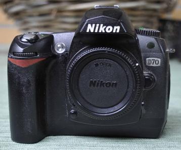 Nikon digitale spiegelreflexcamera D70 body met nieuwe accu beschikbaar voor biedingen