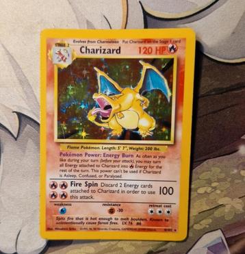 Charizard  Engels Holo 4/102 Base Set 1999 Wotc beschikbaar voor biedingen