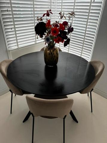 Velvet stoelen taupe beschikbaar voor biedingen