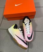 Nike maat 32 nieuw €20, Ophalen of Verzenden, Zo goed als nieuw, Jongen of Meisje, Schoenen